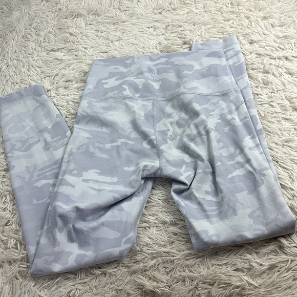 Lululemon Wunder Under High-Rise Tight 25" *Luxtreme Incognito Camo Jacquard - Picture 4 of 6